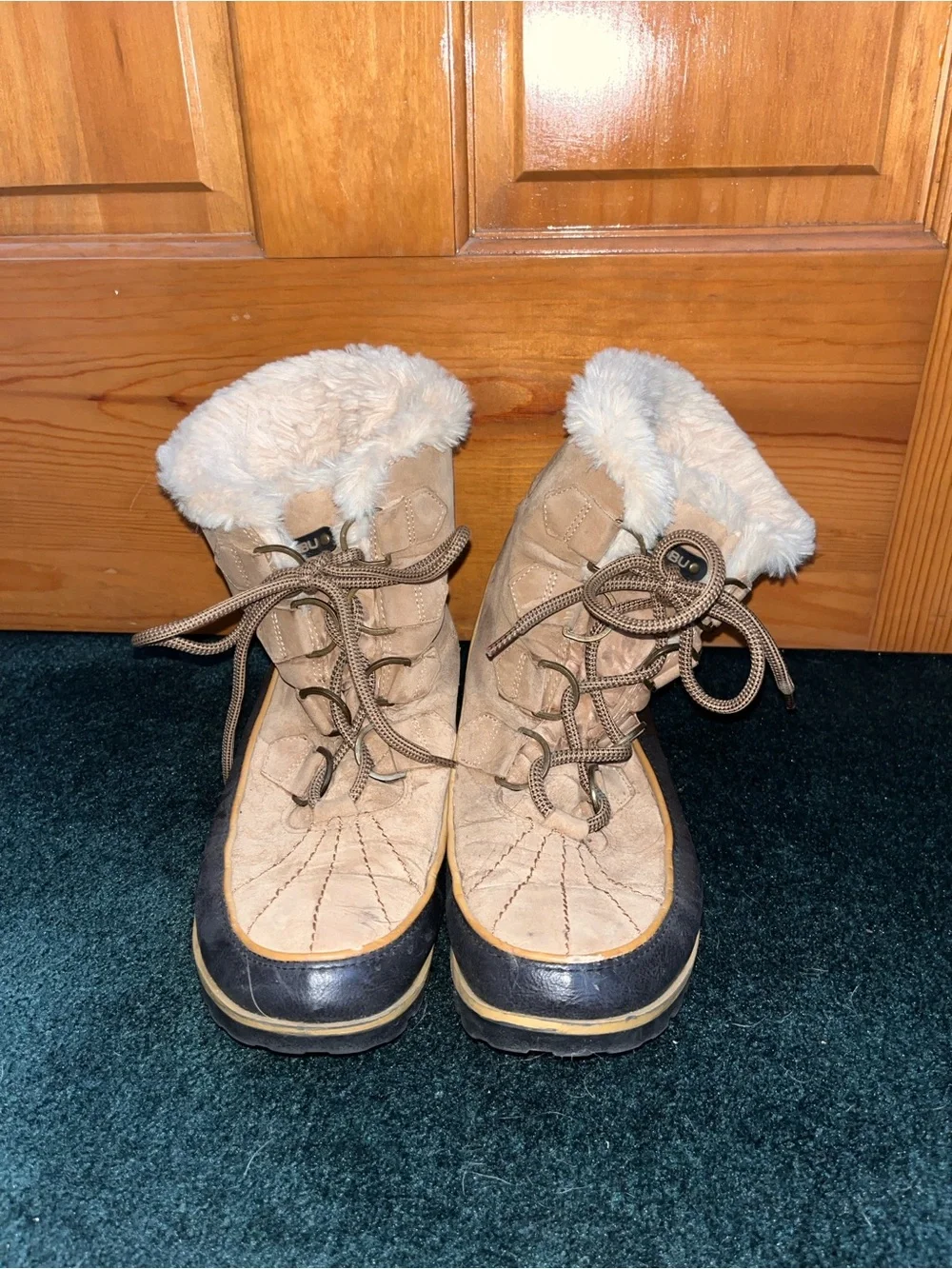 Cute Boots with the Fur